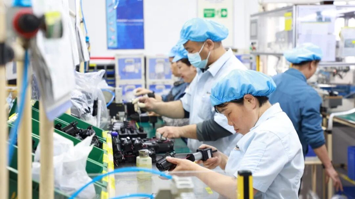 △爱龙威生产车间。图源 肇庆高新区广播电视中心