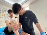 媒体人：此前因膝盖手术赛季报销的张昊 目前在广州积极康复