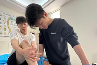 媒体人：此前因膝盖手术赛季报销的张昊 目前在广州积极康复