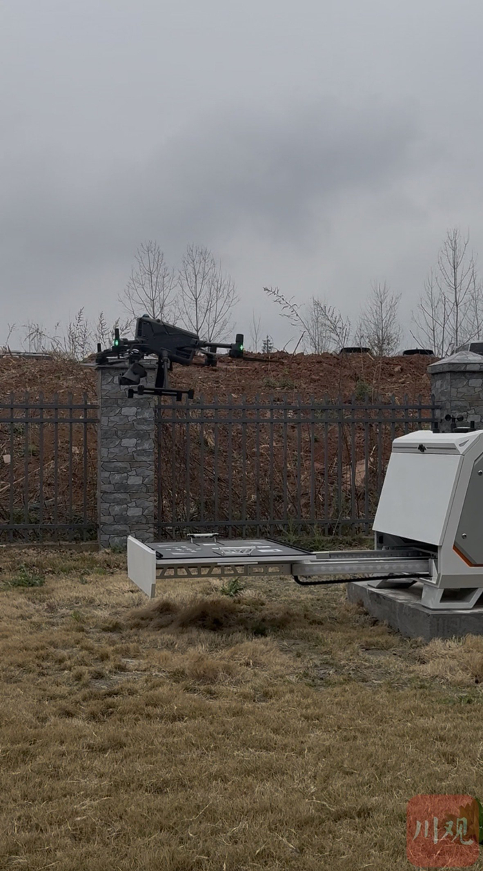 无人机起飞 寇敏芳摄