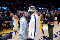 科尔：NBA在最近约20年能有詹姆斯和库里做门面 这是超级幸运的