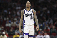 Siegel：截止日前德罗赞探索加盟湖人或快船 他想在家乡结束生涯