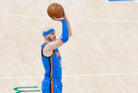 正负值-19最低！卡鲁索半场11分钟3投仅1中拿到2分 三分2中0