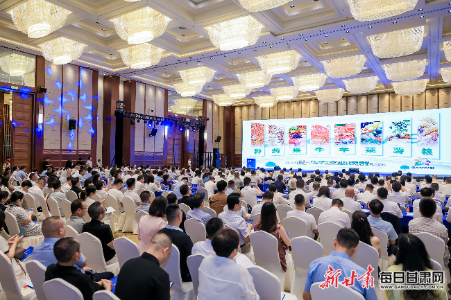 2025年，“甘味出陇”系列活动举办71场次。新甘肃·甘肃日报记者 马国顺 摄