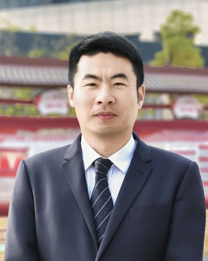 沙市区委书记 卢永桢