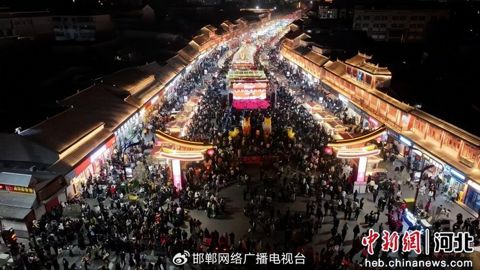 图为大名集荟。 习守政 摄