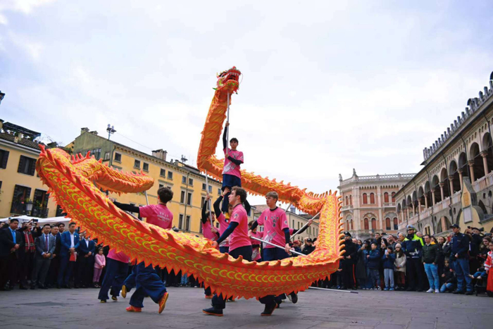 2026年2月22日，意大利帕多瓦侨界2026年春节庆典（图片来源：中国驻米兰领事馆网站）