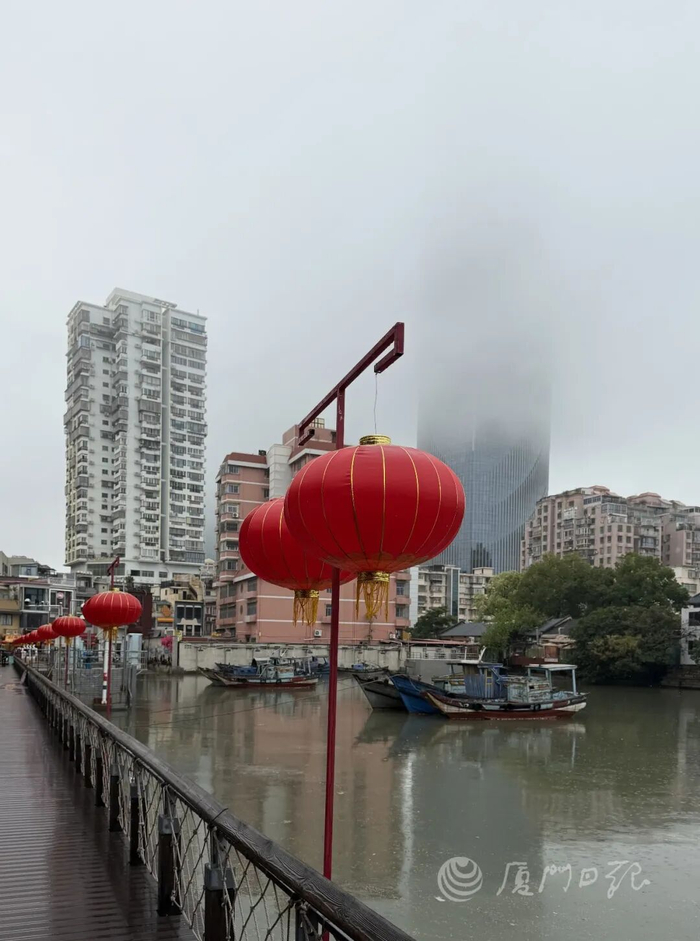 厦门日报拍客 何胜才  摄