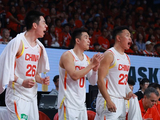 中国男篮先发：延续上场阵容 赵睿&贺希宁&朱俊龙&王浩然&胡金秋