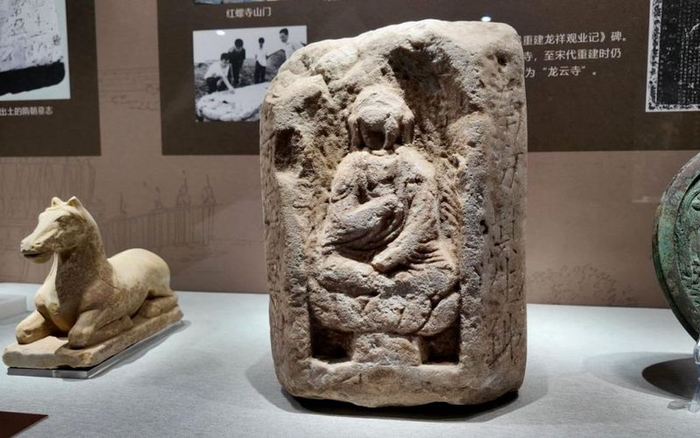 怀柔地区征集的辽代四方佛经幢。图/“北京怀柔”微信公众号