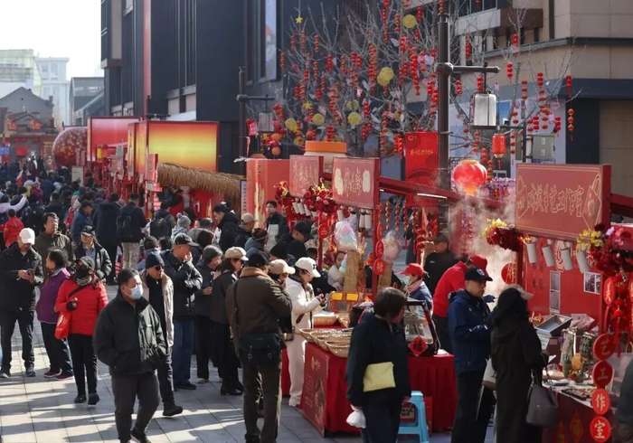 隆福寺新春市，超30家老字号扎堆亮相。新京报记者王贵彬 摄