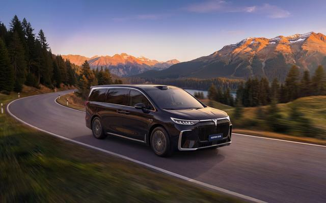 岚图梦想家冠军版。企业供图