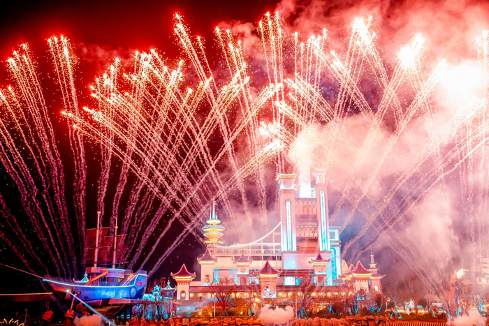 襄阳华侨城奇幻度假区。