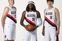 拓媒： 杨瀚森或需4年成长 罗威背靠背不打 克罗宁不找替补中锋？