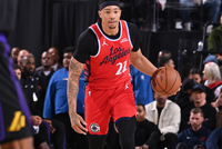 罚球11中8！卢：米勒犹豫步和制造对抗的能力非常出色