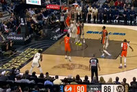 无处不在！尼德豪泽腾空暴起 送霍福德钉板大帽