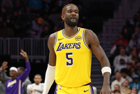 斯科特：艾顿不比卡佩拉强多少 但他好像把成为卡佩拉当作是侮辱