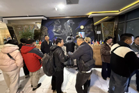 伊朗变局72小时：德黑兰跌入风暴眼，霍尔木兹“油阀”被死死拧紧