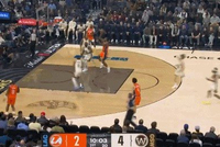 攻防建功！伦纳德抢断反击一条龙 无视防守轻松抛投打中