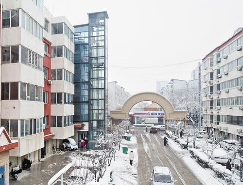     3月2日拍摄的清河县滨江小区。本报记者 赵永辉摄