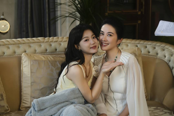 剧中的周夫人与准儿媳