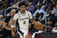 太成熟！榜眼哈珀半场替补10分钟 6中5&amp;三分3中2高效砍下14分