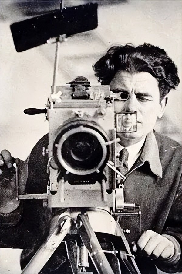 八路军武汉办事处旧址纪念馆收藏的伊文思用摄影机拍摄的照片。八路军武汉办事处旧址纪念馆 供图