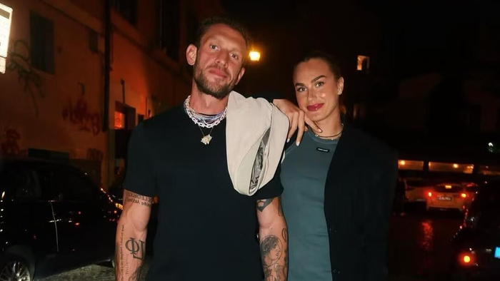 　萨巴伦卡和弗兰古利斯（萨巴伦卡个人社交平台图）