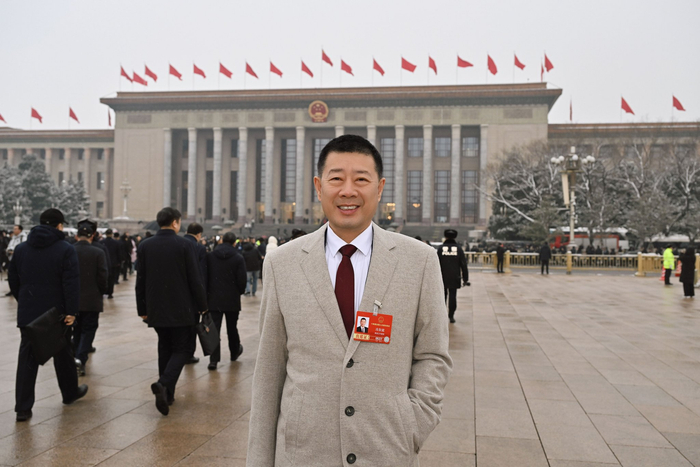 全国人大代表、中国飞鹤董事长冷友斌 受访者供图