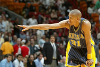 米勒：皮蓬防守比乔丹好 我在乔丹防守下打出高光 但皮蓬防住了我