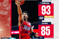 广州队第一时间将郭艾伦送往医院进行诊断治疗 目前等待诊断结果