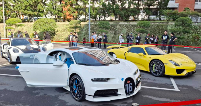 被称为“四大神兽”的超跑 图片来源：红星新闻