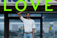 造型如何？文班为时尚摄影杂志《LOVE Magazine》拍摄写真