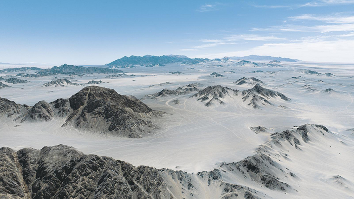     黑独山。本报记者 殷之皓 摄