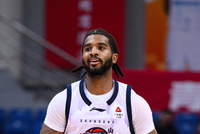 鲁媒：克里斯的脾气需要更好地控制 琼斯状态只能说中规中矩