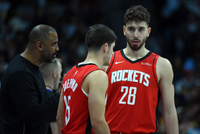 火媒：核心交错出场可改善替补阵容进攻 但谢泼德&amp;申京防守是问题