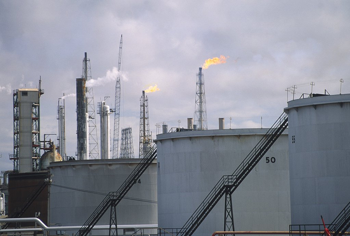 △炼油厂（资料图）