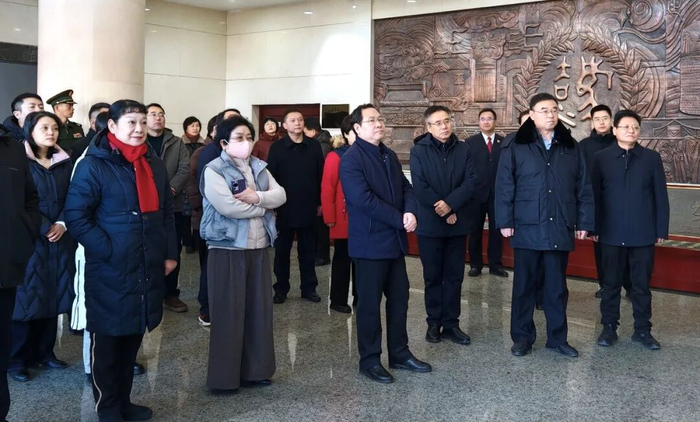 1月7日，22位全国人大代表到河北省承德县检察院对该院服务保障法治化营商环境工作进行调研。