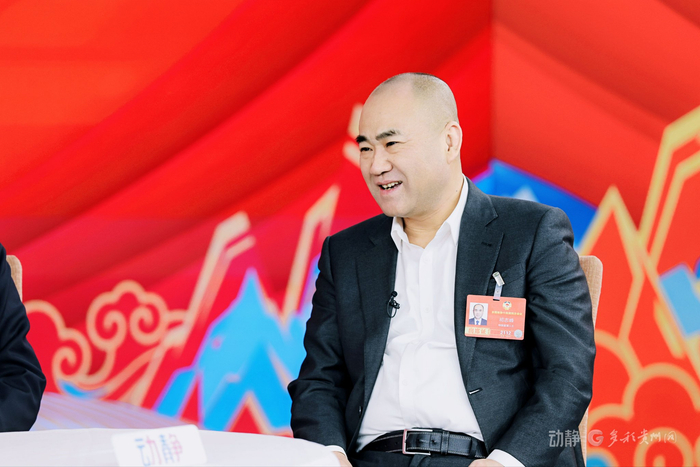 全国政协委员、西安阿酷纳文化传媒有限公司董事长祁志峰