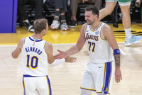 有准星你就多投！东契奇：一直强调肯纳德需要多投篮