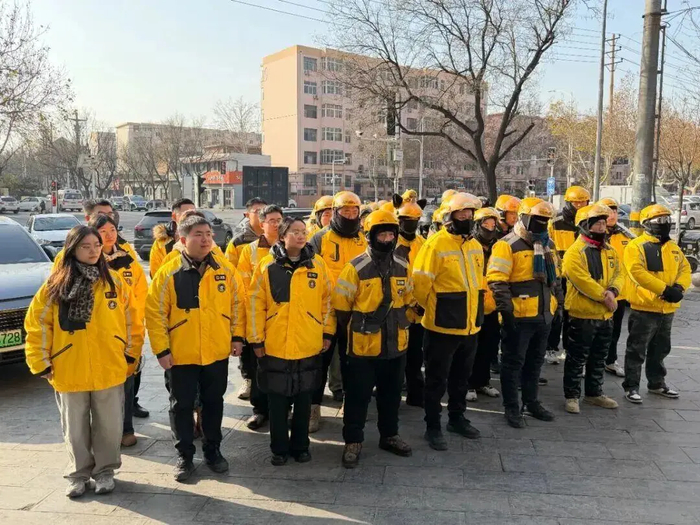 ​邯郸武安选派20名年轻干部体验外卖员、快递员