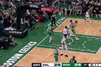 输送炮弹！塔图姆再送助攻 德里克·怀特三分正中靶心