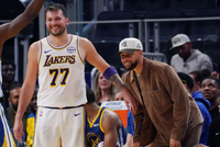 沃西：杜库能做到东契奇做到的事情 但后者每晚让这看起来很轻松