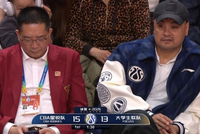 名宿观战！场边胡卫东和刘玉栋观战全明星星锐赛