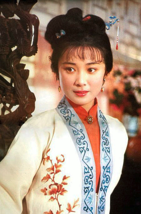 1989年版《红楼梦》之薛宝钗，傅艺伟饰