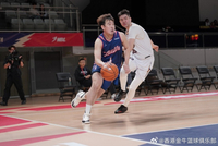 多点开花，香港金牛主场战胜山东蜜獾