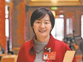 岳巧云代表：升级桃乡“甜蜜经济”