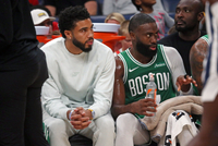 塔图姆：养伤和康复的过程很孤独 我那时只想跟球队待在一起