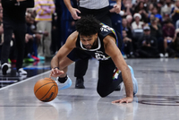 不顺！掘金时隔114天终于排出正统首发 但仅打5分钟穆雷受伤