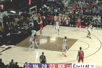 明显是给杨瀚森设计的战术！混音一个漂亮的战术配合送小杨扣空篮